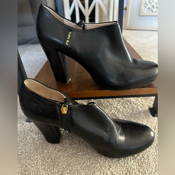 Prada Ankle Boots - size 40 - Picture 1 of 4